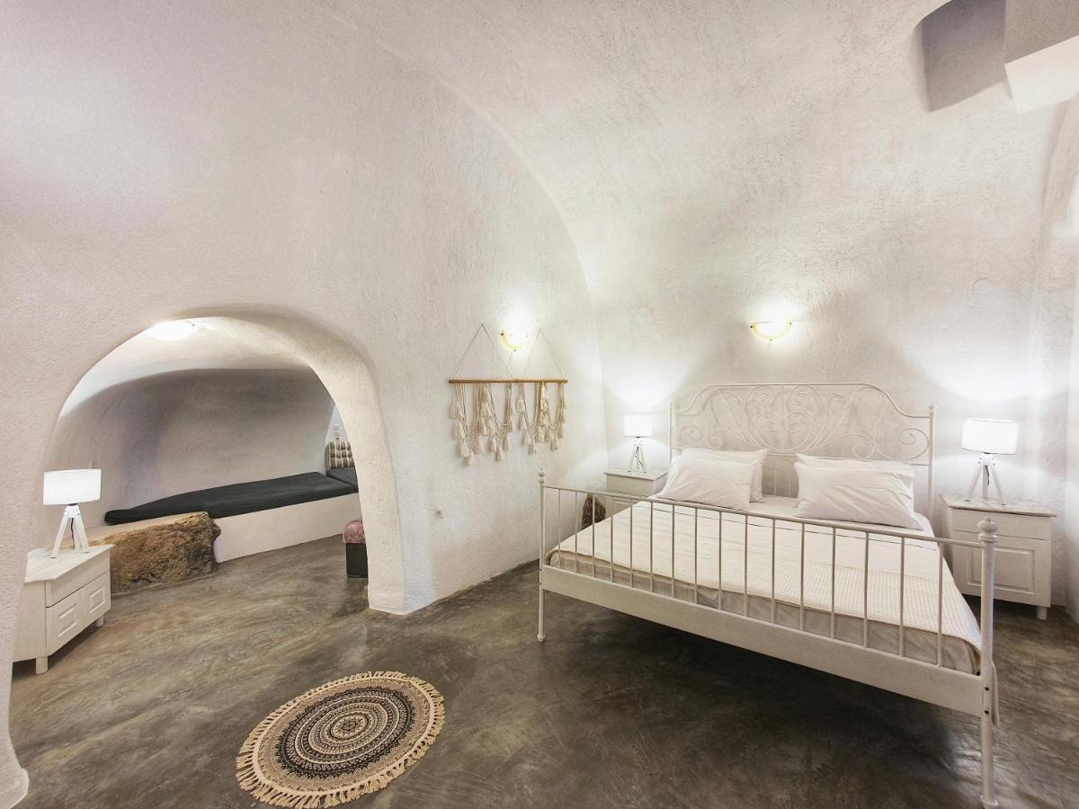 Navita Cave Houses Φηρά Εξωτερικό φωτογραφία