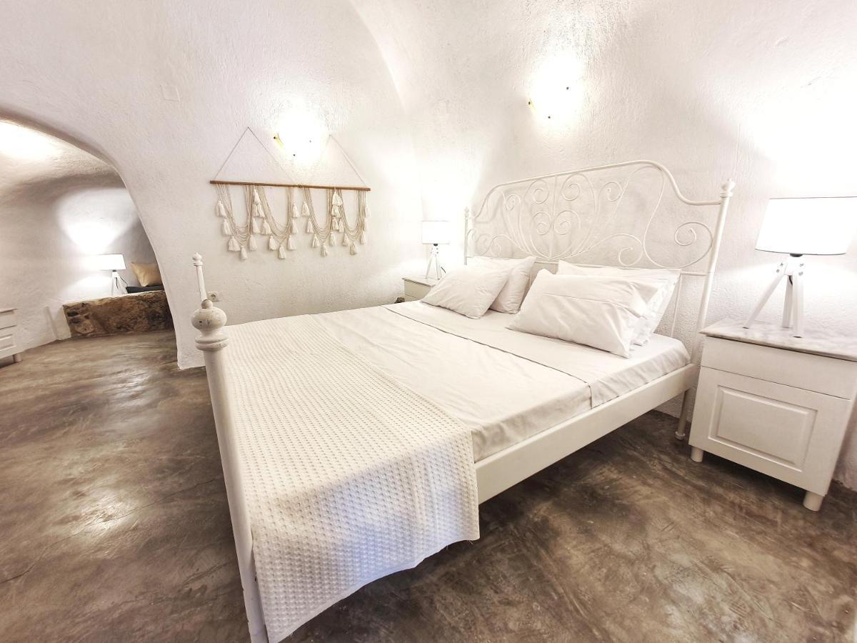 Navita Cave Houses Φηρά Εξωτερικό φωτογραφία