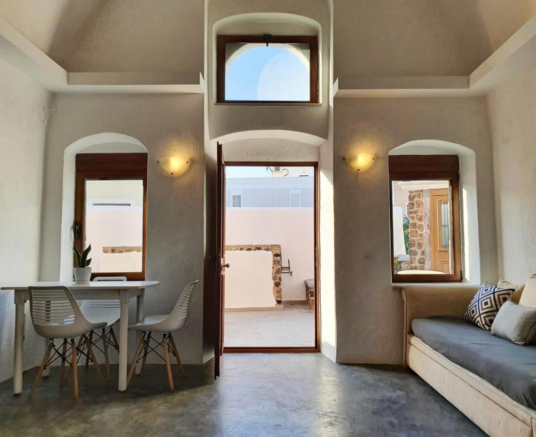 Navita Cave Houses Φηρά Εξωτερικό φωτογραφία
